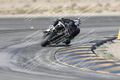 media/Dec-01-2025-Moto Forza (Mon) [[2daa91e15f]]/1-Advanced Group/Session 2 Turn 11 Backside/